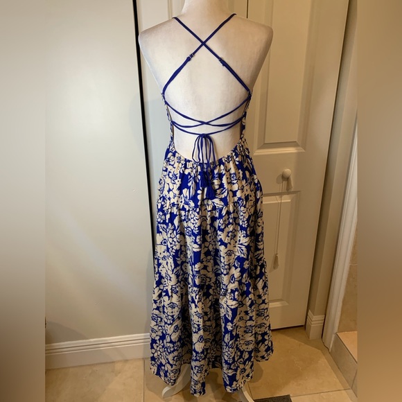 Aakaa Dresses & Skirts - Aakaa Tied Up Boat Neck Floral Print Tiered Pleated A-line Backless Dress